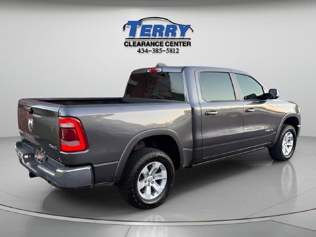 Pre-Owned 2019 Ram 1500 Laramie - photo - 4