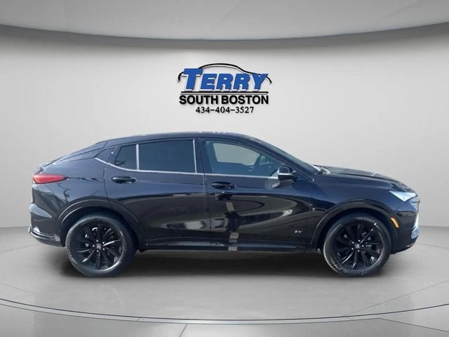 Pre-Owned 2025 Buick Envista Sport Touring - photo - 0