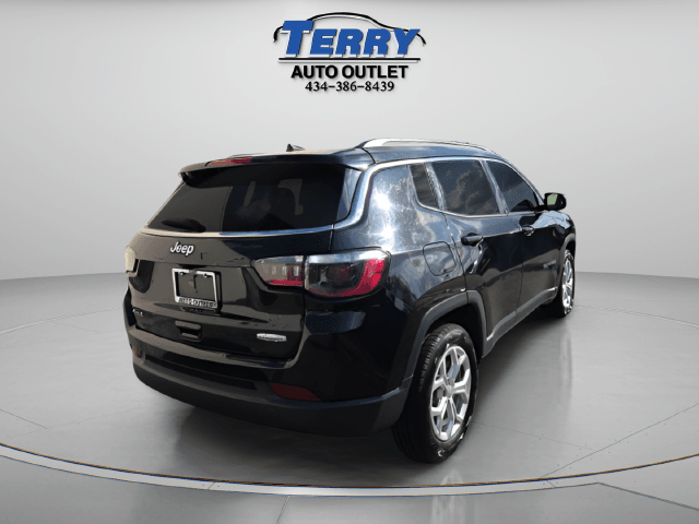 Pre-Owned 2024 Jeep Compass Latitude - photo - 7