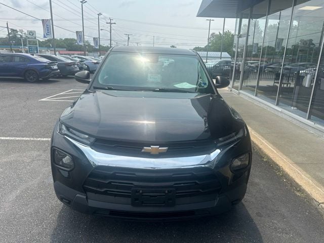 Pre-Owned 2023 Chevrolet TrailBlazer LS - photo - 1
