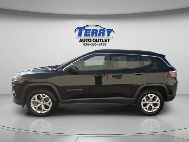 Pre-Owned 2024 Jeep Compass Latitude - photo - 4