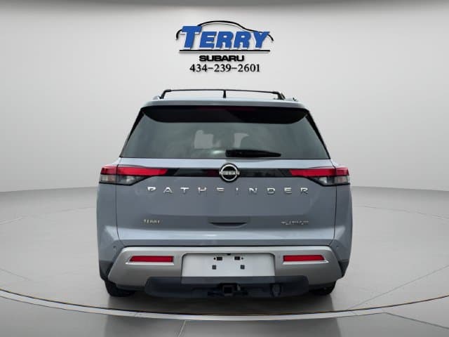 Pre-Owned 2022 Nissan Pathfinder Platinum - photo - 3