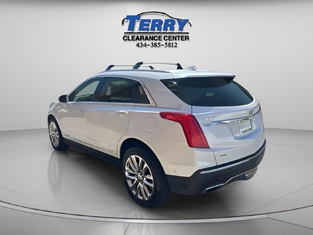 Pre-Owned 2018 Cadillac XT5 Platinum - photo - 3