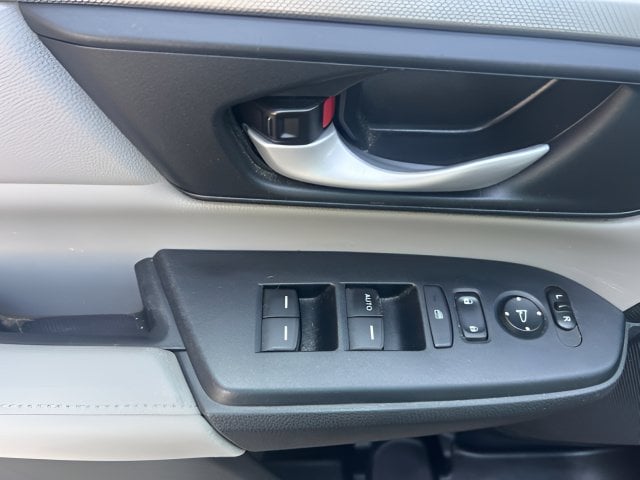Pre-Owned 2019 Honda CR-V LX - photo - 10