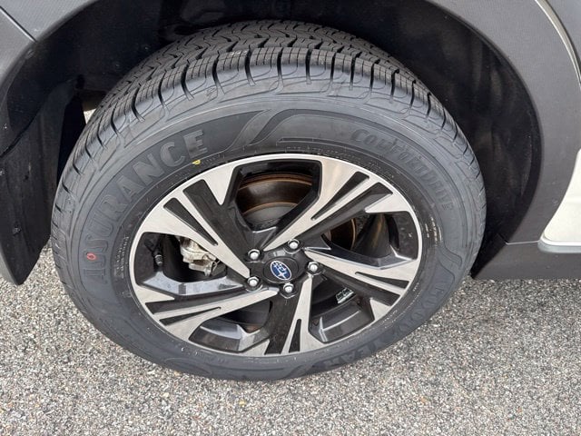 Pre-Owned 2024 Subaru Crosstrek Premium - photo - 10
