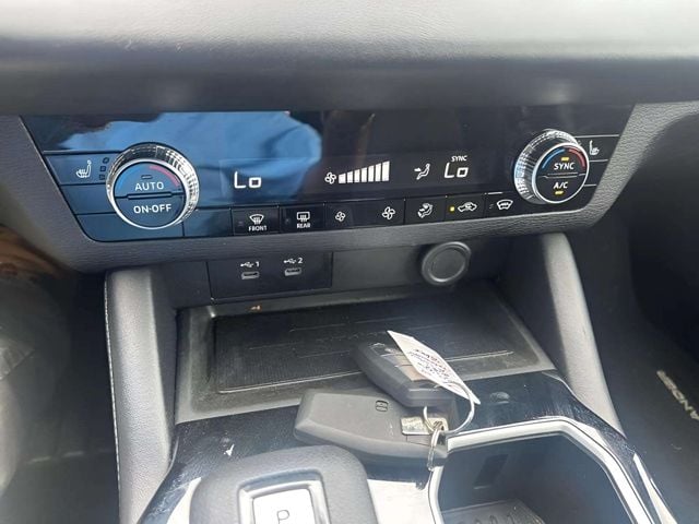 Pre-Owned 2025 Mitsubishi Outlander ES - photo - 10