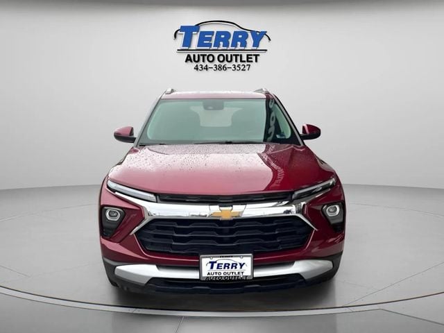 Pre-Owned 2025 Chevrolet TrailBlazer LT - photo - 2