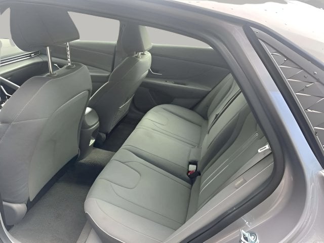 Pre-Owned 2025 Hyundai Elantra SEL Convenience - photo - 10