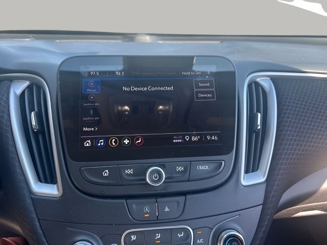 Pre-Owned 2023 Chevrolet Malibu LT - photo - 10