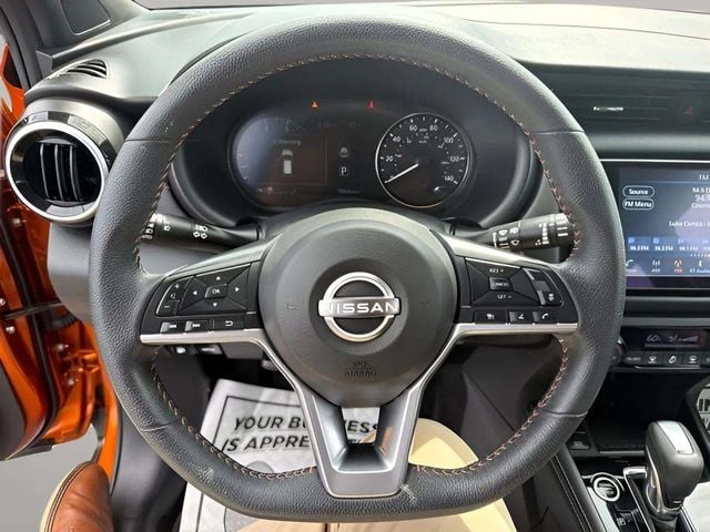 Pre-Owned 2023 Nissan Kicks SR - photo - 4