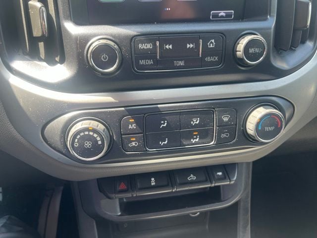 Pre-Owned 2018 Chevrolet Colorado LT - photo - 13