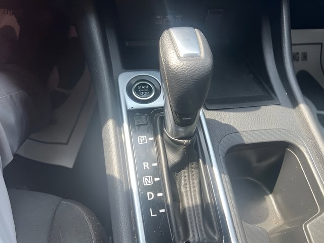 Pre-Owned 2022 Nissan Sentra SV - photo - 15