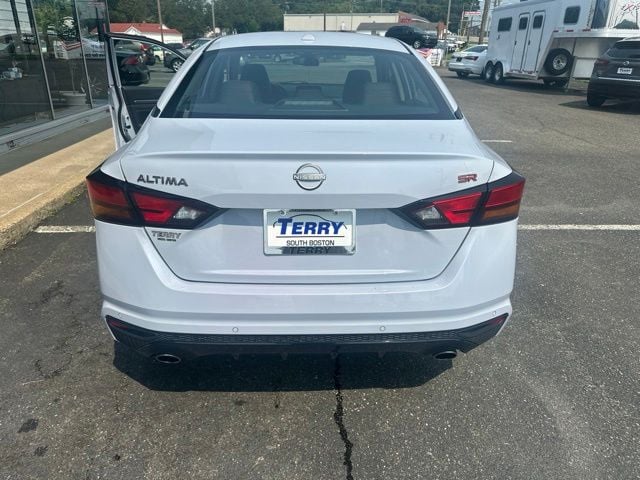 Pre-Owned 2024 Nissan Altima 2.5 SR - photo - 3