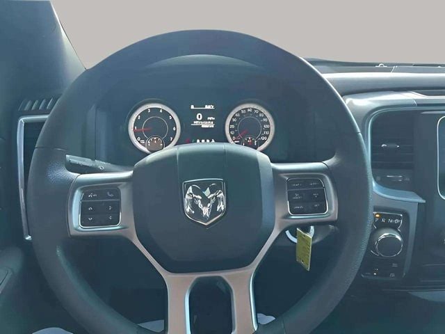 Pre-Owned 2024 Ram 1500 Classic Warlock - photo - 10