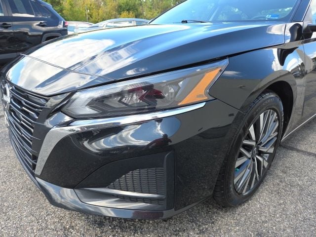 Pre-Owned 2024 Nissan Altima 2.5 SV - photo - 1