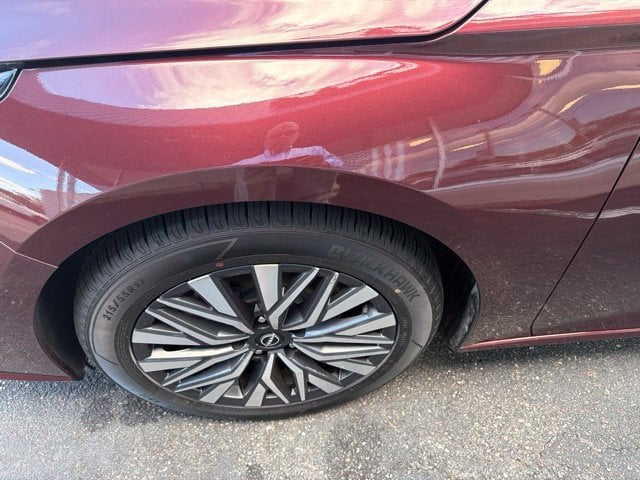 Pre-Owned 2024 Nissan Altima 2.5 SV - photo - 17