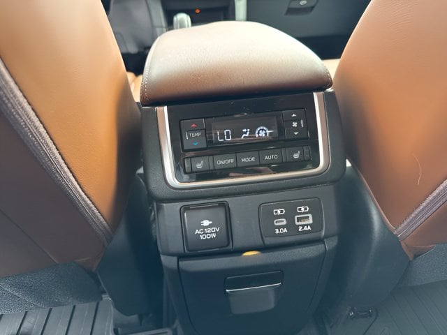 Pre-Owned 2024 Subaru Ascent Touring - photo - 9