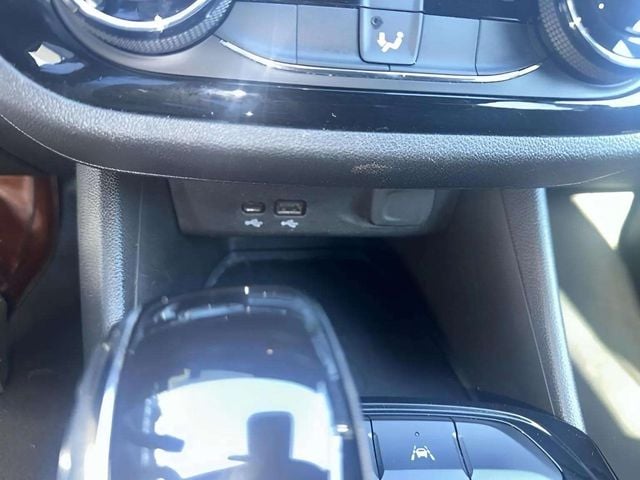 Pre-Owned 2025 Buick Envista Sport Touring - photo - 14