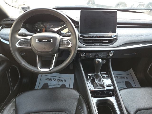 Pre-Owned 2024 Jeep Compass Latitude - photo - 12