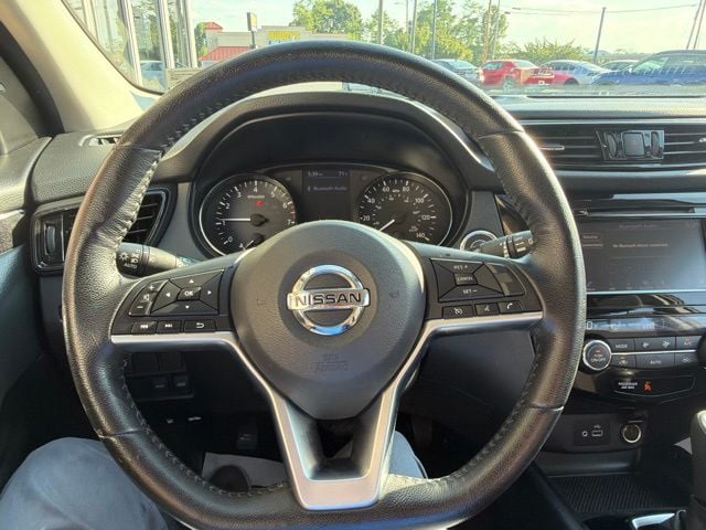 Pre-Owned 2021 Nissan Rogue Sport SV - photo - 8
