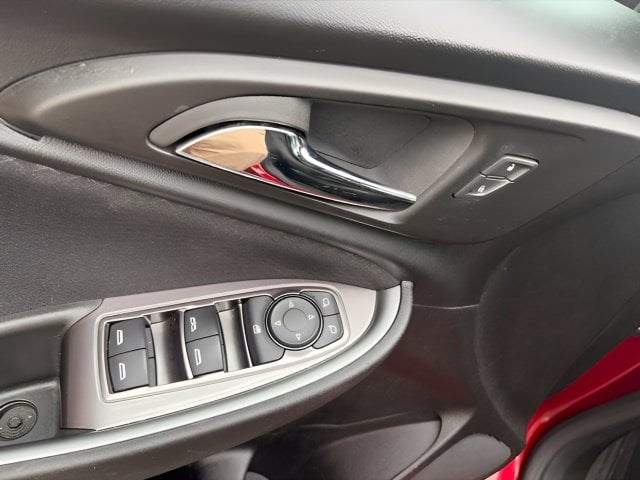Pre-Owned 2024 Chevrolet Malibu LT - photo - 8