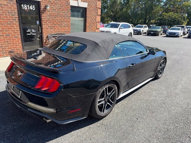 Pre-Owned 2018 Ford Mustang EcoBoost Premium - photo - 4