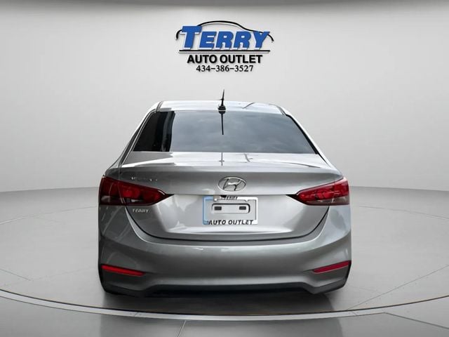 Pre-Owned 2022 Hyundai Accent SEL - photo - 5