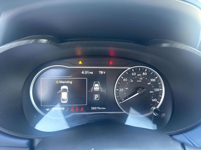 Pre-Owned 2023 Nissan Versa 1.6 SV - photo - 7