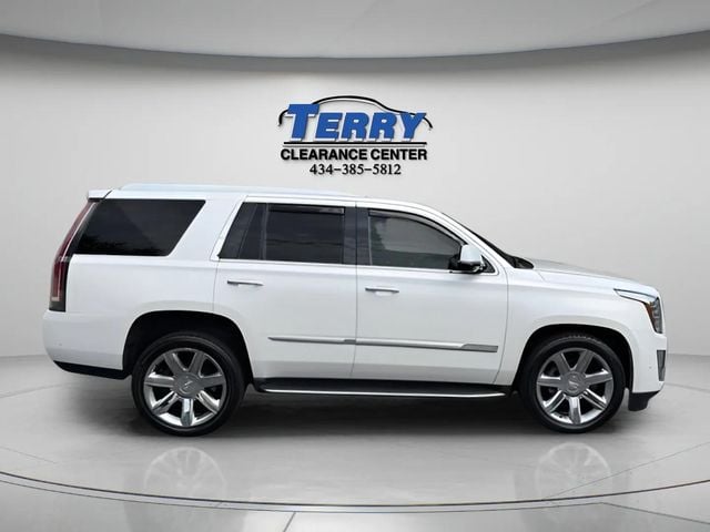 Pre-Owned 2019 Cadillac Escalade Luxury - photo - 0