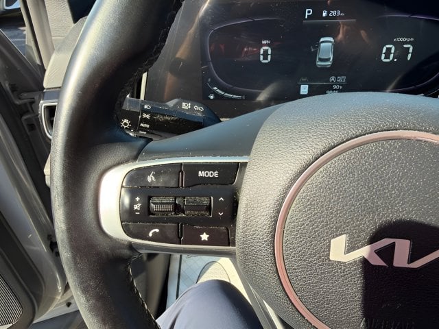 Pre-Owned 2023 Kia Sportage X-Line - photo - 12