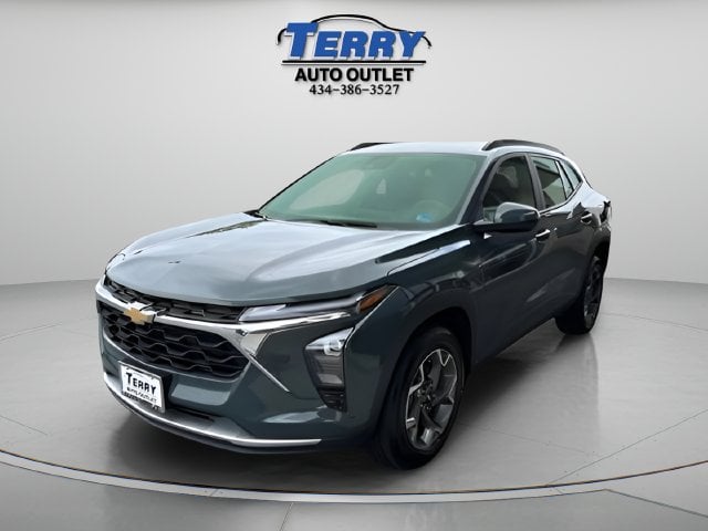 Pre-Owned 2025 Chevrolet Trax LT - photo - 3