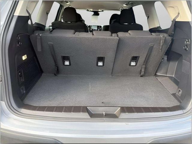 Pre-Owned 2025 Subaru Ascent Premium - photo - 16