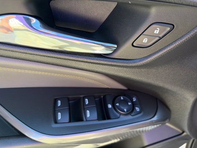Pre-Owned 2024 Chevrolet Trax ACTIV - photo - 9