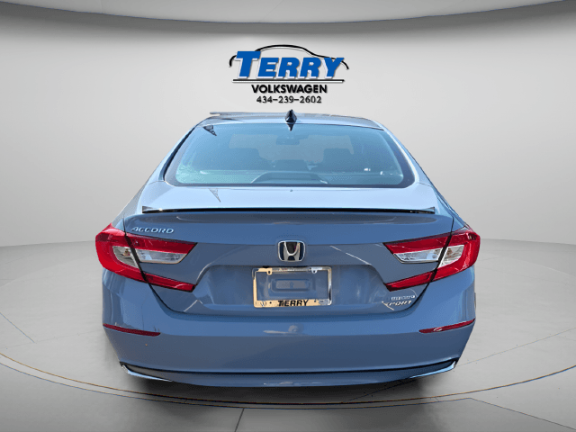 Pre-Owned 2022 Honda Accord Hybrid Sport - photo - 2