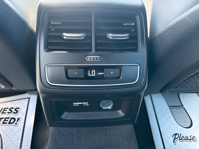 Pre-Owned 2024 Audi A4 45 S line Premium Plus - photo - 7