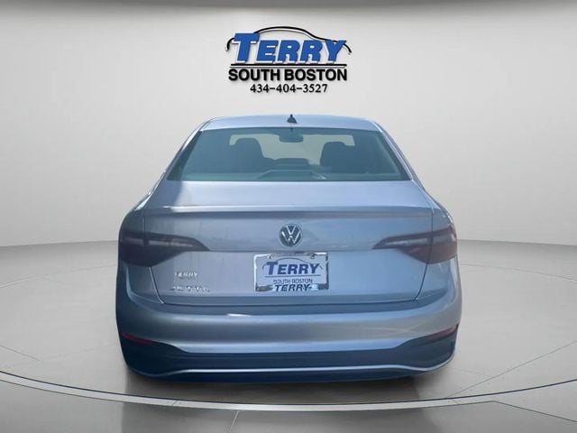 Pre-Owned 2024 Volkswagen Jetta 1.5T S - photo - 3