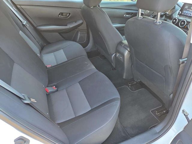 Pre-Owned 2024 Nissan Sentra SV - photo - 5