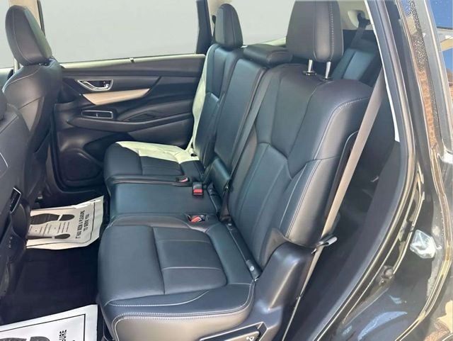 Pre-Owned 2022 Subaru Ascent Limited - photo - 11
