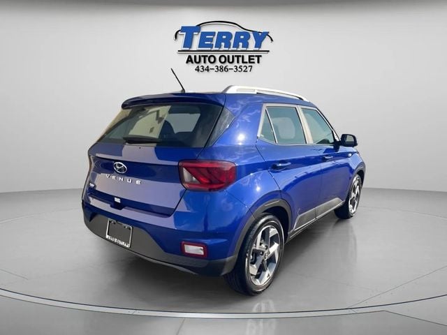 Pre-Owned 2025 Hyundai Venue SEL - photo - 6