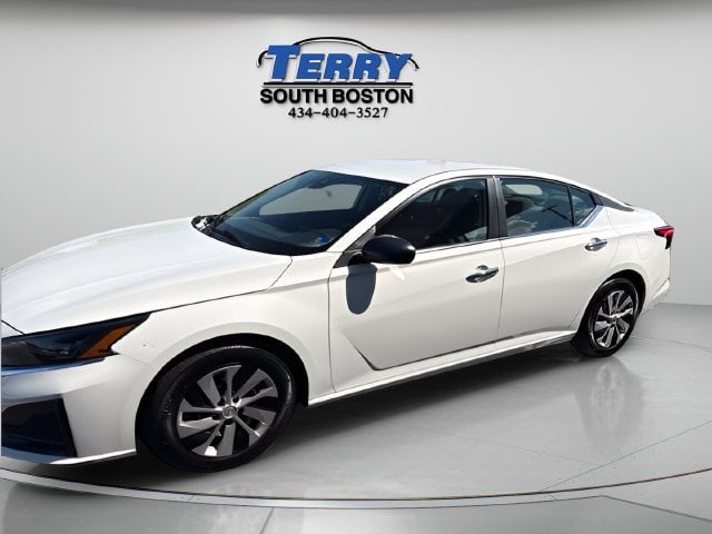 Pre-Owned 2024 Nissan Altima 2.5 S - photo - 2