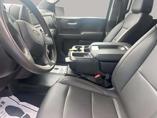 Pre-Owned 2022 Chevrolet Silverado 1500 WT - photo - 15
