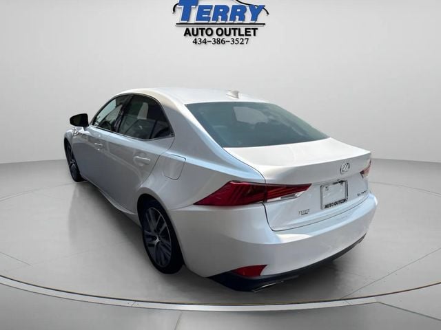 Pre-Owned 2020 Lexus IS 300 - photo - 4