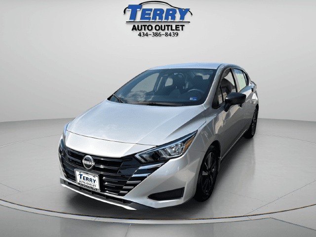 Pre-Owned 2024 Nissan Versa 1.6 S - photo - 3