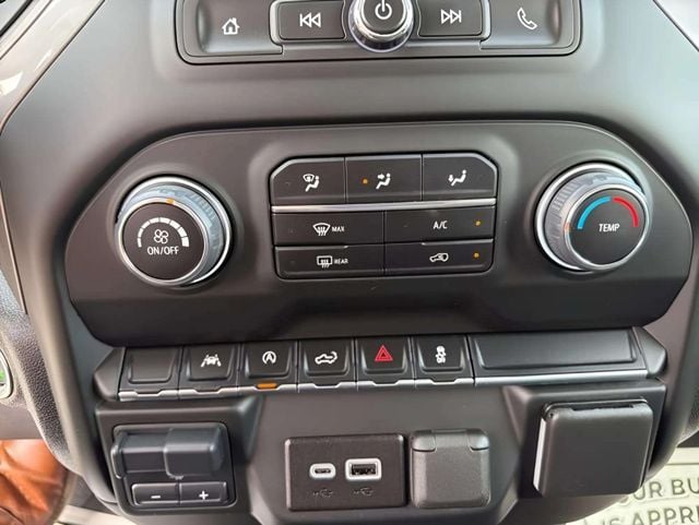 Pre-Owned 2024 Chevrolet Silverado 1500 Custom - photo - 22
