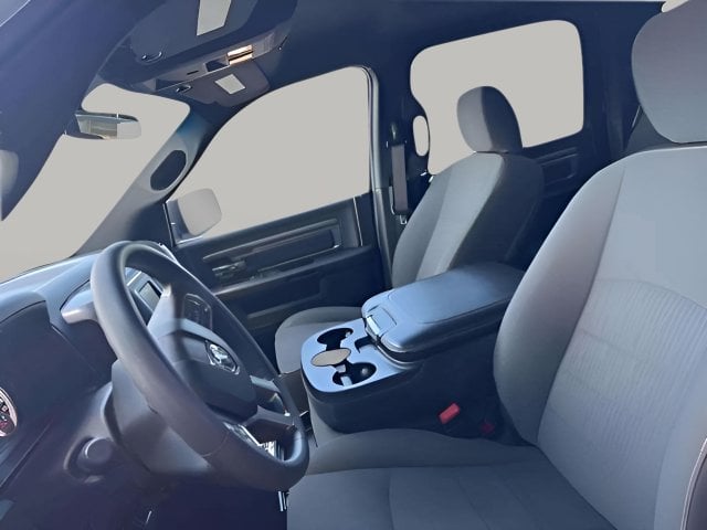 Pre-Owned 2024 Ram 1500 Classic Warlock - photo - 11