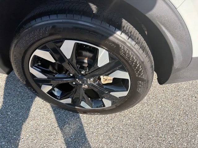 Pre-Owned 2023 Kia Sportage X-Line - photo - 30