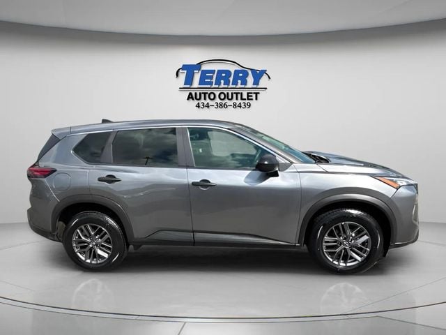 Pre-Owned 2024 Nissan Rogue S - photo - 0