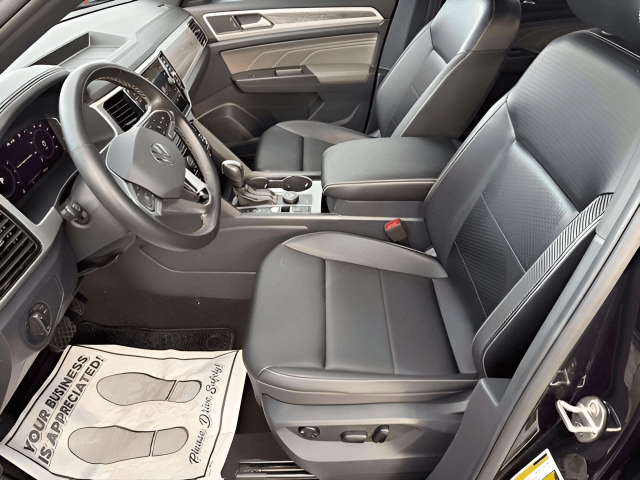 Pre-Owned 2022 Volkswagen Atlas Cross Sport 3.6L V6 SE w/Technology - photo - 21
