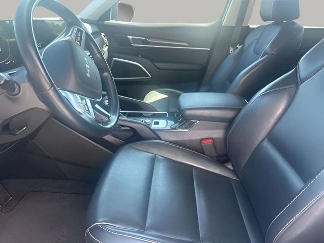Pre-Owned 2025 Kia Telluride S - photo - 8