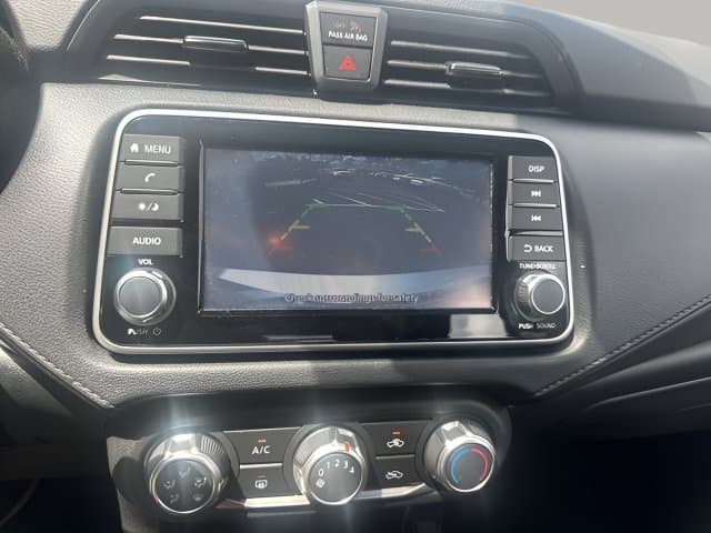 Pre-Owned 2025 Nissan Versa 1.6 S - photo - 9